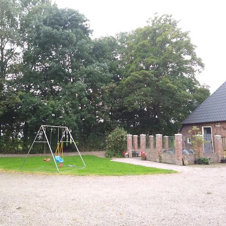 Appartement met eigen sauna en sport-en spelruimte Ee Buitenkant foto
