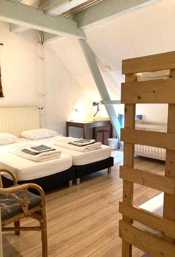 Appartement met eigen sauna en sport-en spelruimte Ee Buitenkant foto