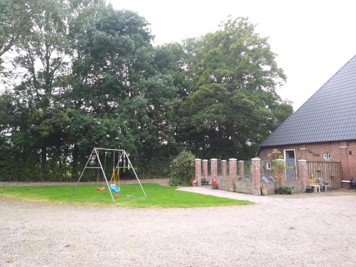 Appartement met eigen sauna en sport-en spelruimte Ee Buitenkant foto